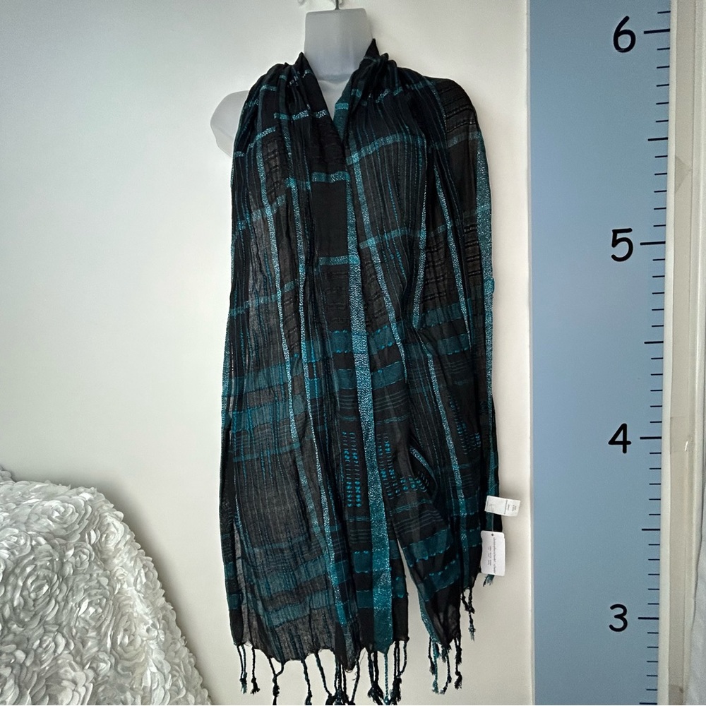 Christopher &‎ Banks CJ Banks Black/Blue Plaid Scarf NWT